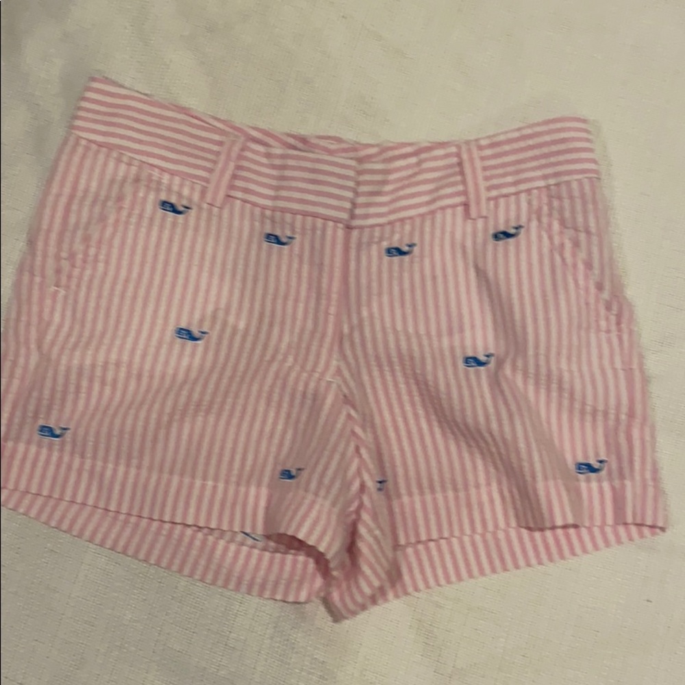 Vineyard vines pink & white striped shorts.